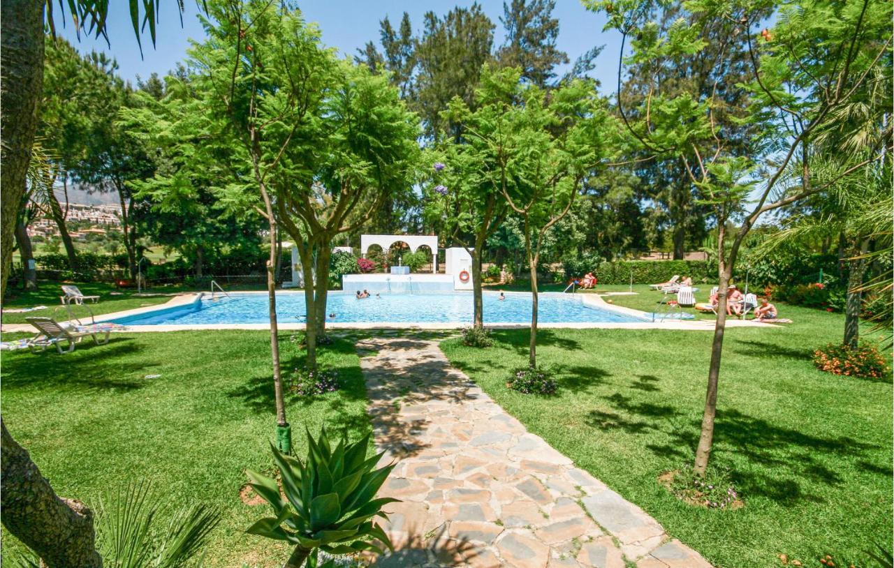 Nice Apartment In Mijas Costa With Kitchen Fuengirola Bagian luar foto