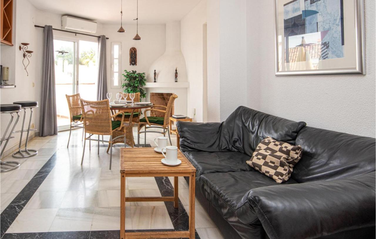 Nice Apartment In Mijas Costa With Kitchen Fuengirola Bagian luar foto