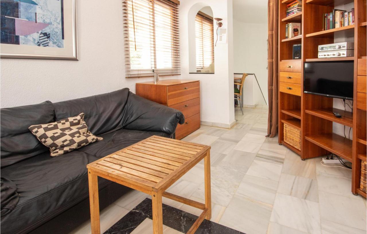 Nice Apartment In Mijas Costa With Kitchen Fuengirola Bagian luar foto