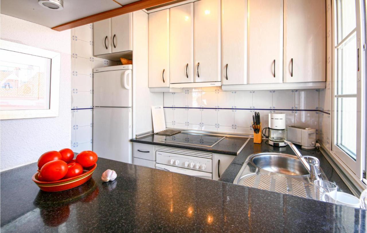Nice Apartment In Mijas Costa With Kitchen Fuengirola Bagian luar foto