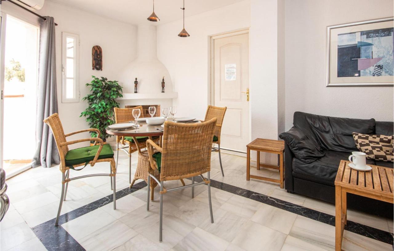 Nice Apartment In Mijas Costa With Kitchen Fuengirola Bagian luar foto